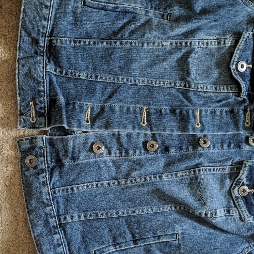 Jean jacket - Picture 2 of 5